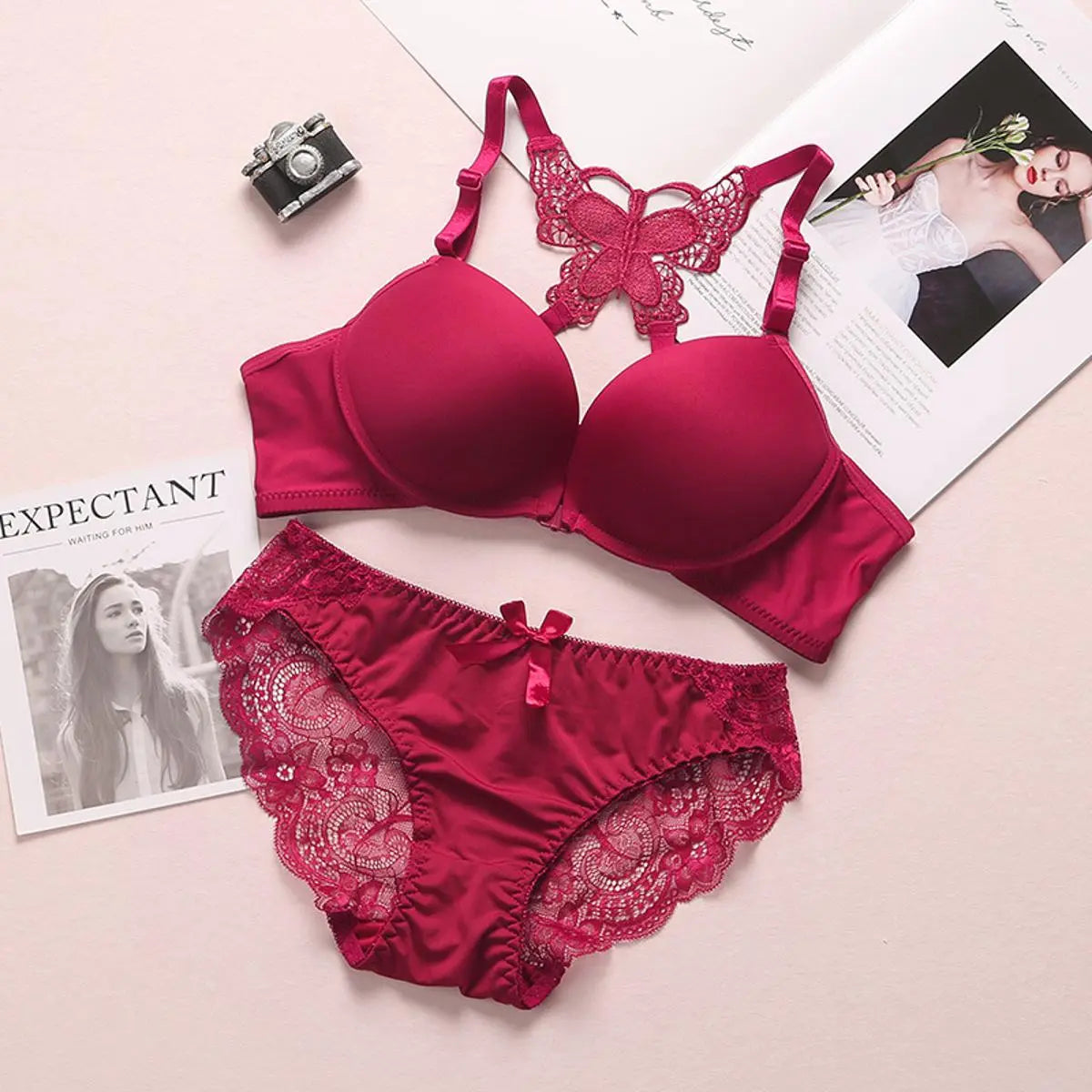 Lace Bra & Panty Set (32–38)